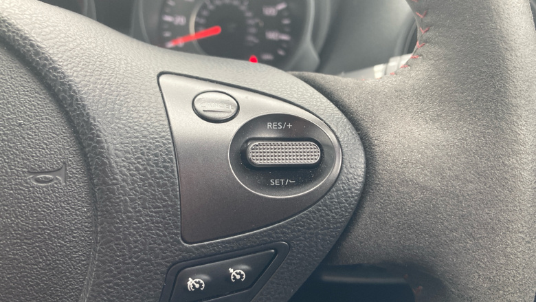 Nissan Juke 1.6 DiG-T Nismo RS 5dr Petrol Hatchback